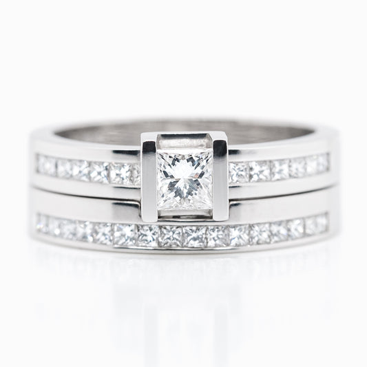 Andrew Geoghegan 'Box Highlight' Ring Set - 0.25ct G/Vs Princess-Cut Diamond - 18ct White Gold (AOYG01270/71))