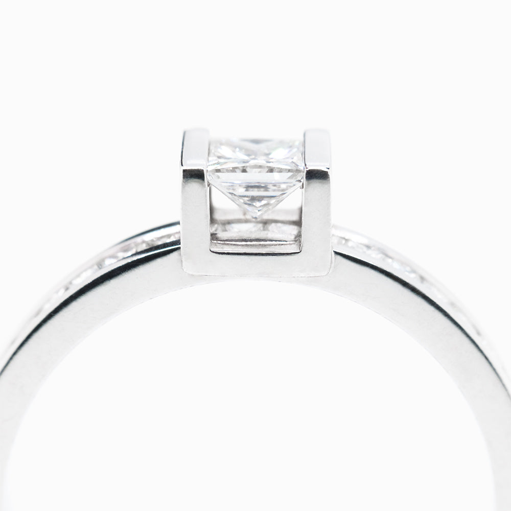 Andrew Geoghegan 'Box Highlight' Ring Set - 0.25ct G/Vs Princess-Cut Diamond - 18ct White Gold (AOYG01270/71))