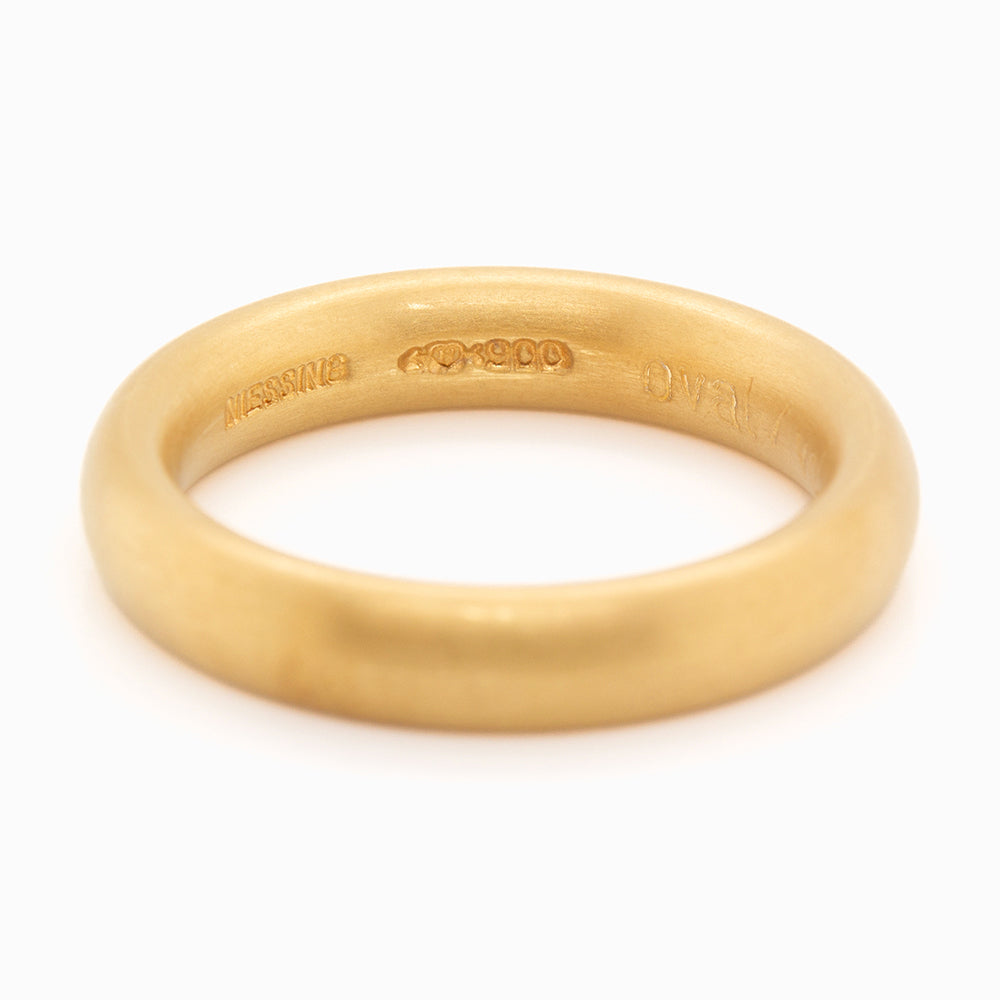 Niessing 4mm Oval Voluminous Shank Profile Ring - 22ct Yellow Gold Silk Matt (AOYNTOV4Y-9)