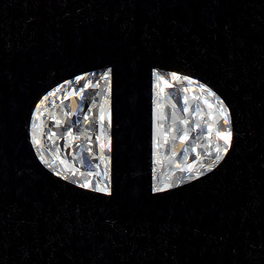 5.1x3.3mm - Half-Moon Diamonds Certificated (DIMK660)