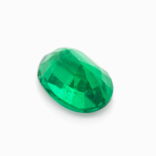 6.98x4.96mm Oval Zambian Emerald - Certificated (EMV121)