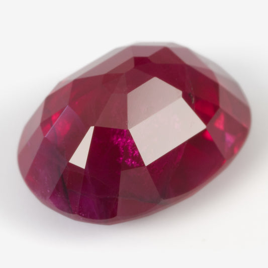 8.45x6.43mm Oval Ruby - Certificated (RUV121)