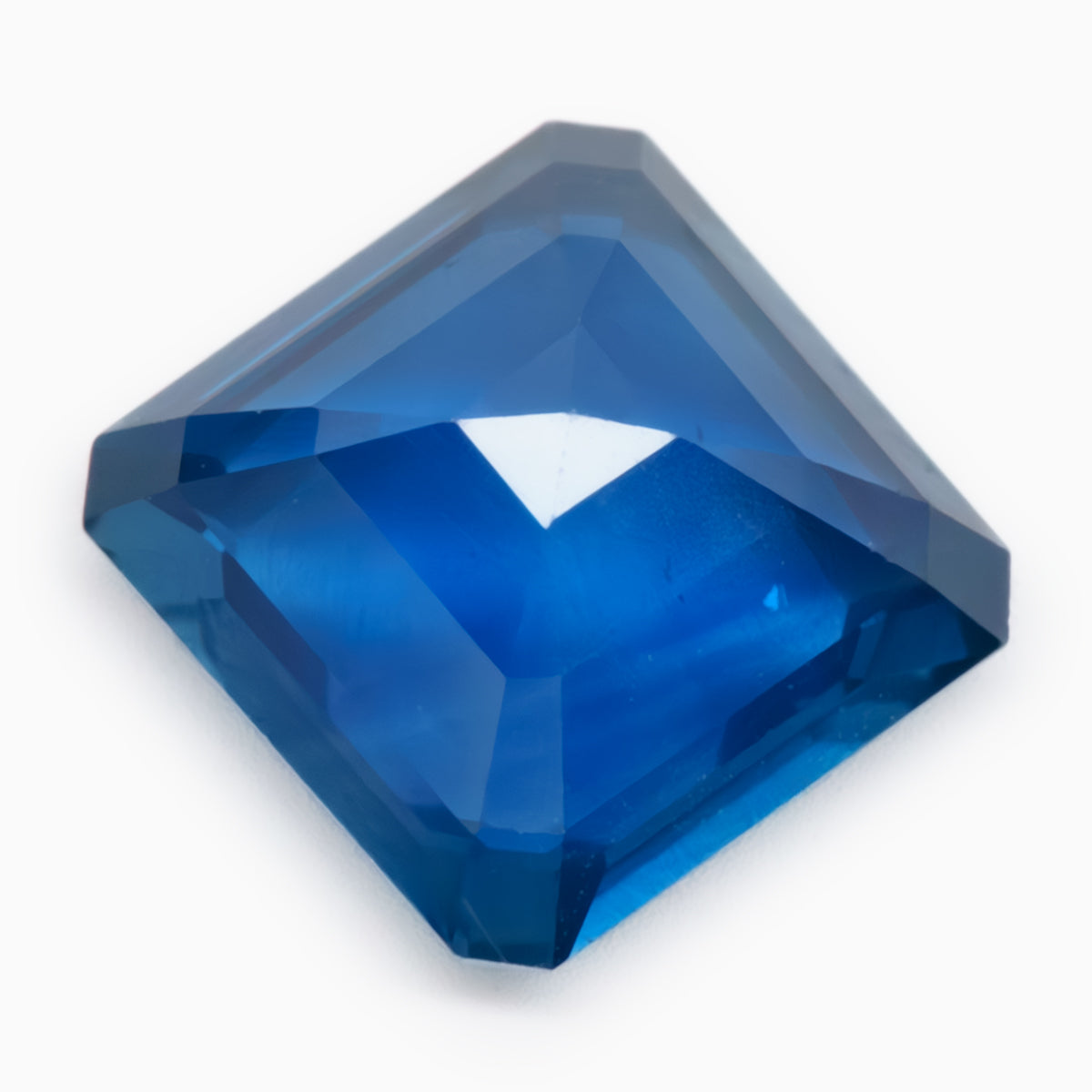 5.82mm Square Octagonal Ceylon Sapphire - Certificated (SAEQ003)