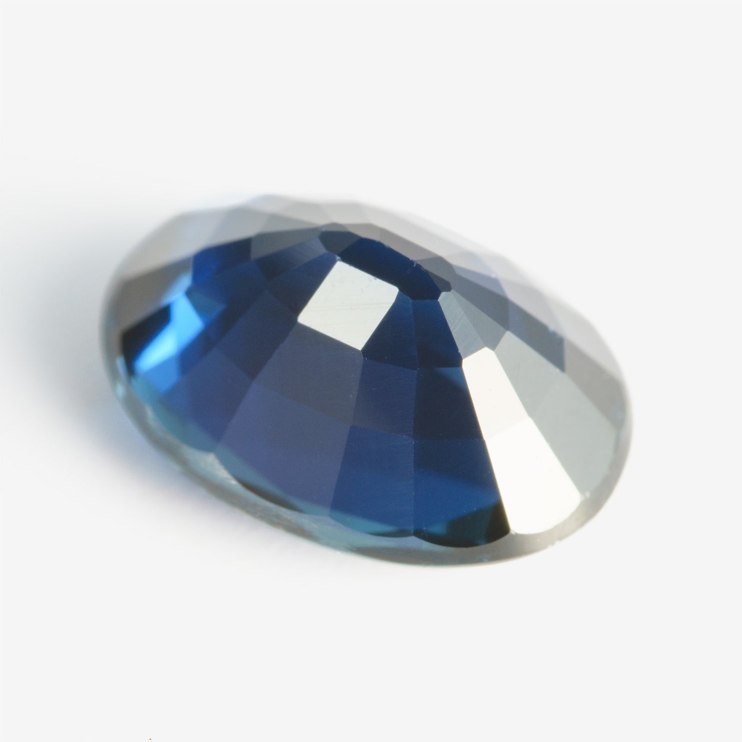 6.90x5.12mm Oval African Sapphire (SAMZV75B)