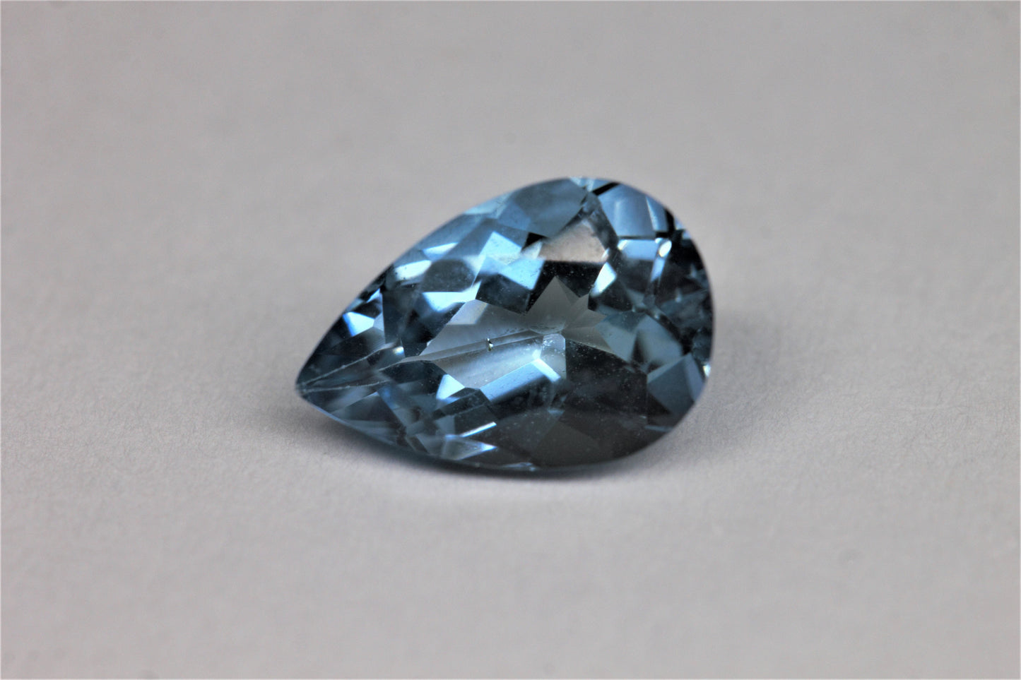 9x6mm Pear-Shape Aqua (AQP96C)