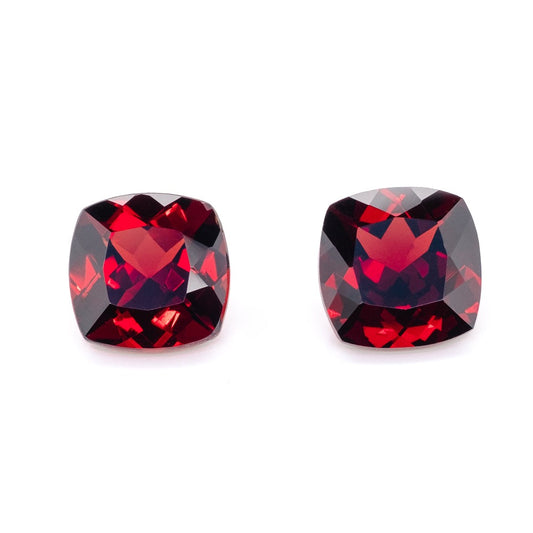 8mm Cushion African Garnet (GAACU80)