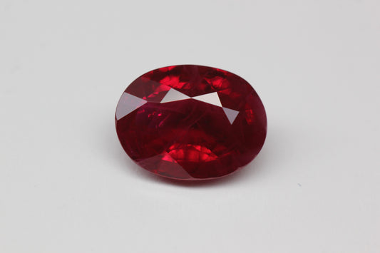 [SOLD] - 9x6.9mm Oval Ruby Certificated (RUV97GA)