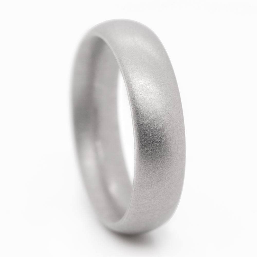 [SOLD] Niessing 6mm Pointed Oval Shank Profile Ring - Platinum Silk Matt (AOYNTPO6P2-22)
