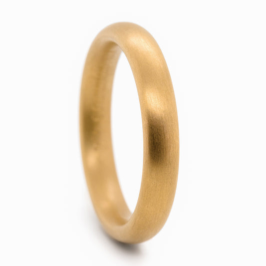 Niessing 4mm Oval Voluminous Shank Profile Ring - 21ct Yellow Gold Silk Matt (AOYNTOV4Y2-3)
