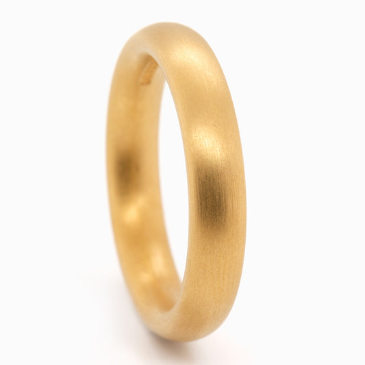 Niessing 4mm Oval Voluminous Shank Profile Ring - 21ct Yellow Gold Silk Matt (AOYNTOV4Y-9)