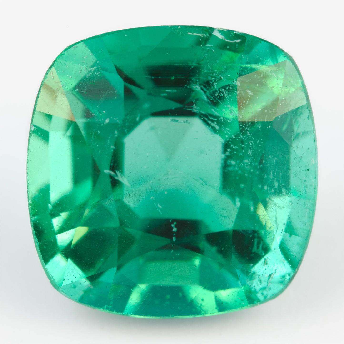 5.46x5.44mm Cushion Emerald (EMCH010)