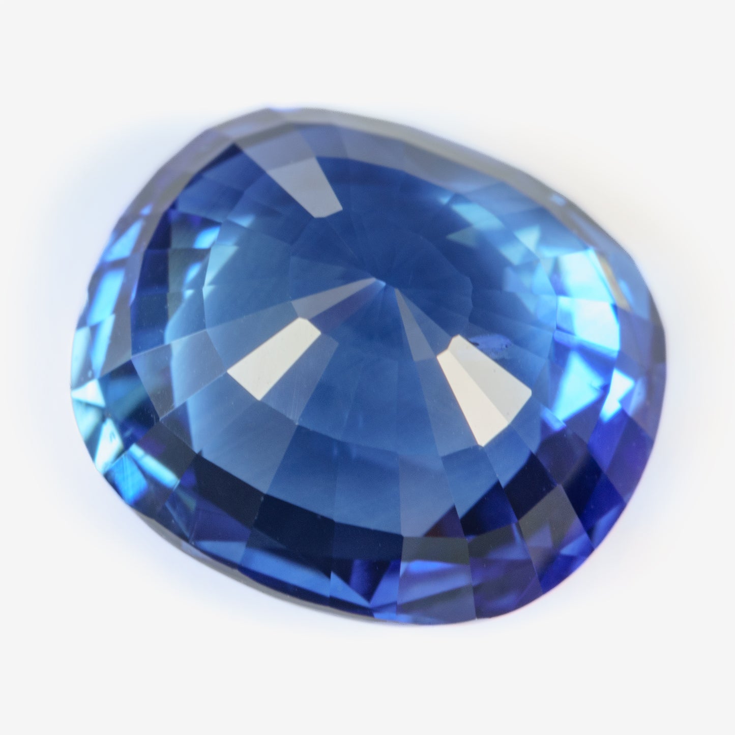 7.82x7.24mm Cushion Ceylon Sapphire - Certificated (SACU027)