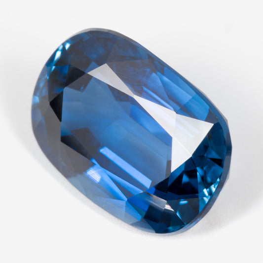 8.47x5.88mm Oval Ceylon Sapphire Certificated (SACV025)