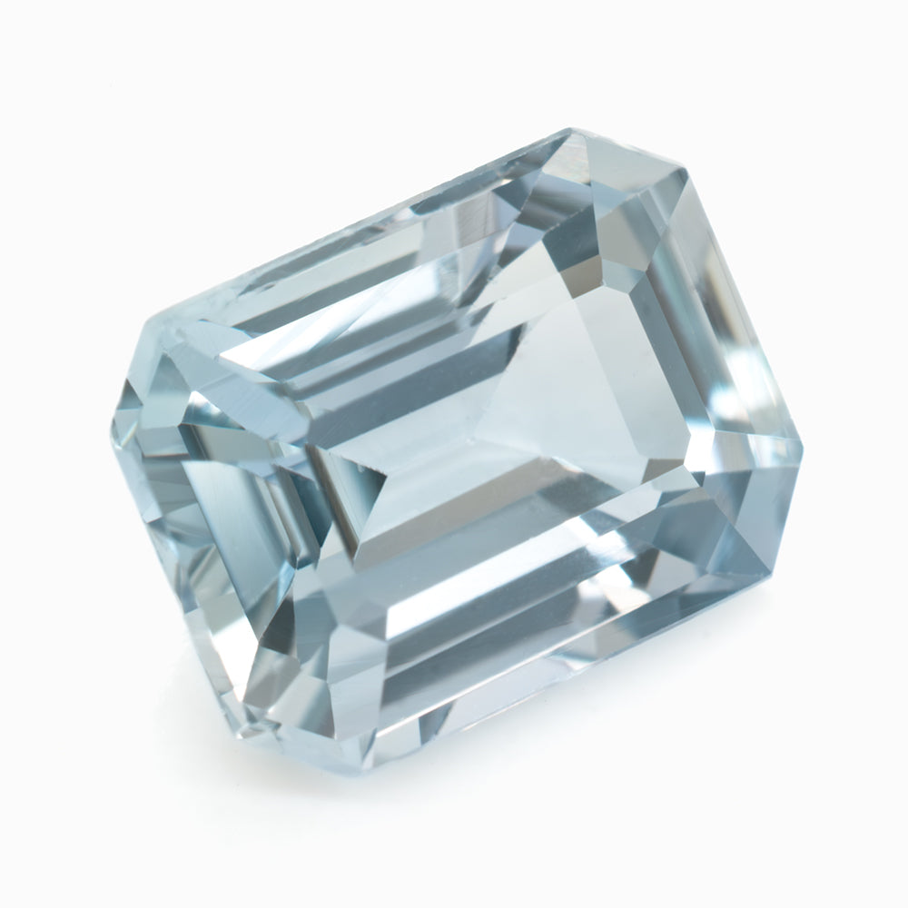 6.87x5.07mm Octagonal Grey Sapphire - Certificated (SAE001)