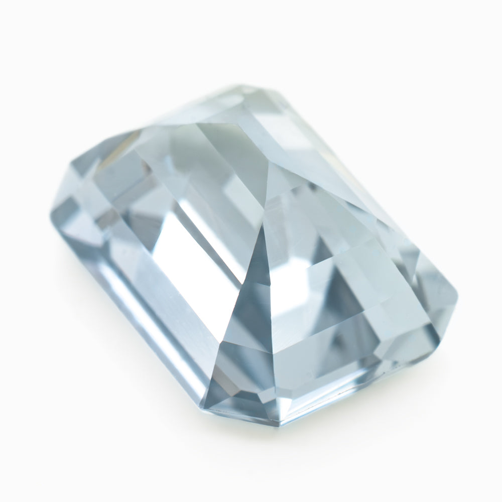 6.87x5.07mm Octagonal Grey Sapphire - Certificated (SAE001)