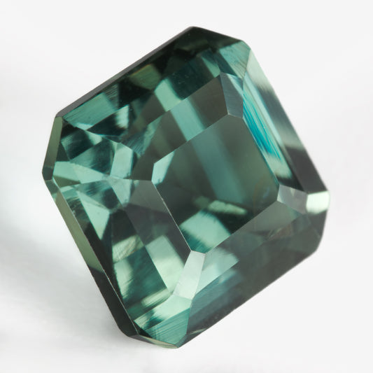 5.47x5.37mm Octagonal Teal Sapphire - Certificated (SATE008)