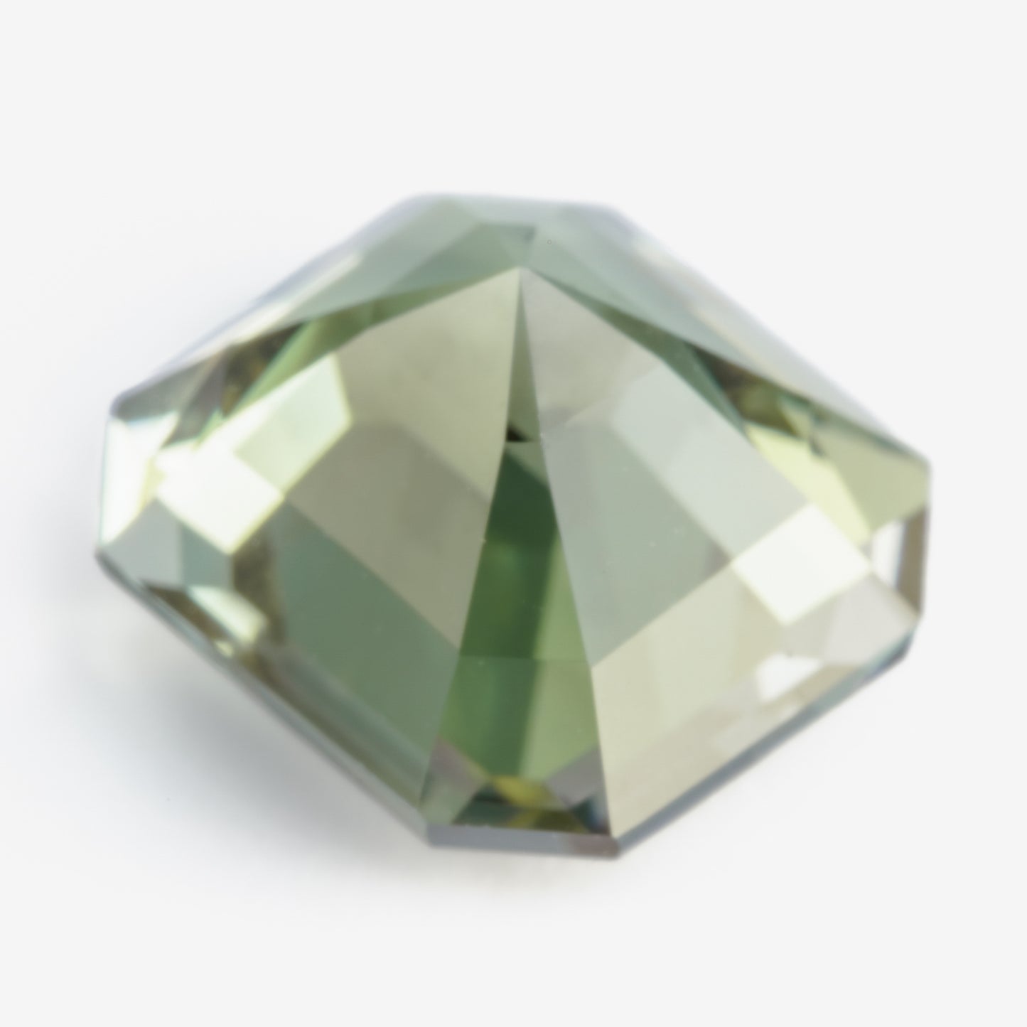 [SOLD] 7.5x7.1mm Octagonal Green Tanzanite (TA301)