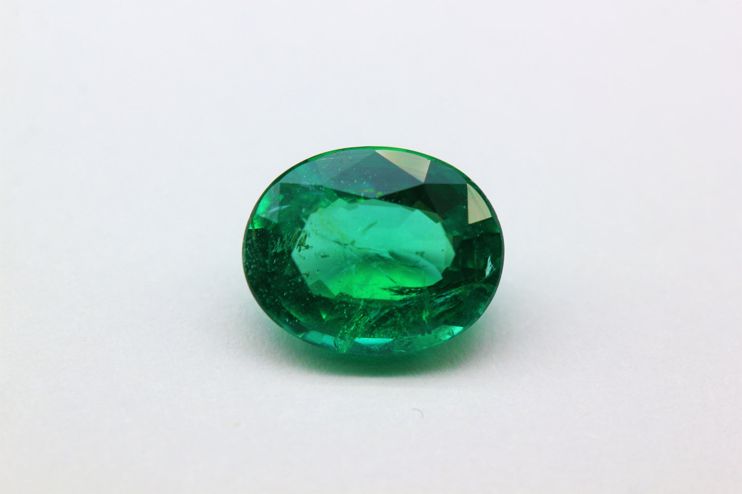10x8mm Oval Emerald (EMV10897A)