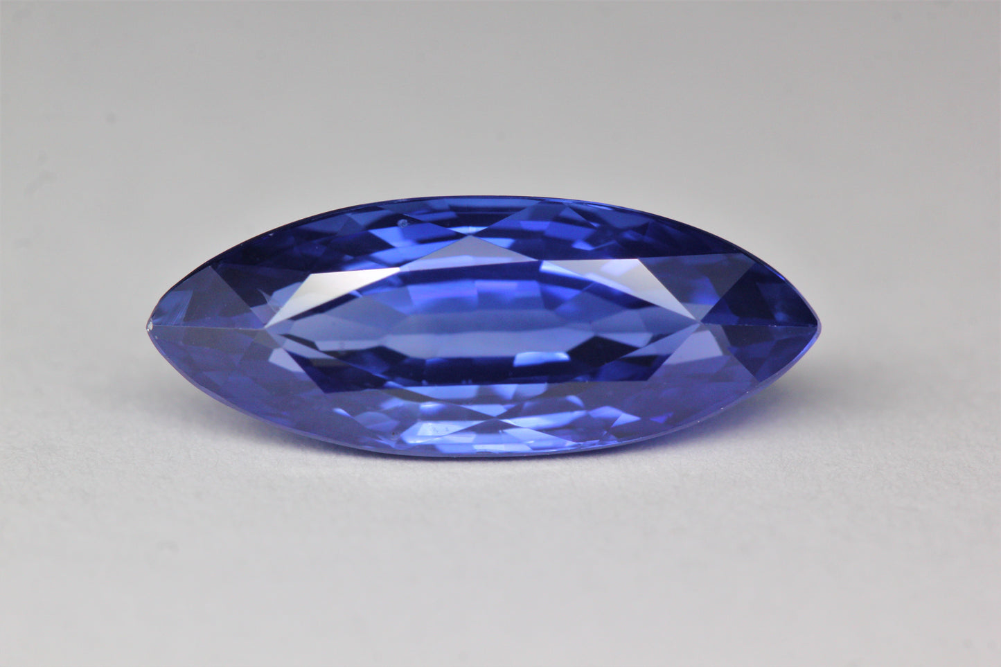 [SOLD] 14.6x5.65mm Marquise Ceylon Sapphire (SACM146W)