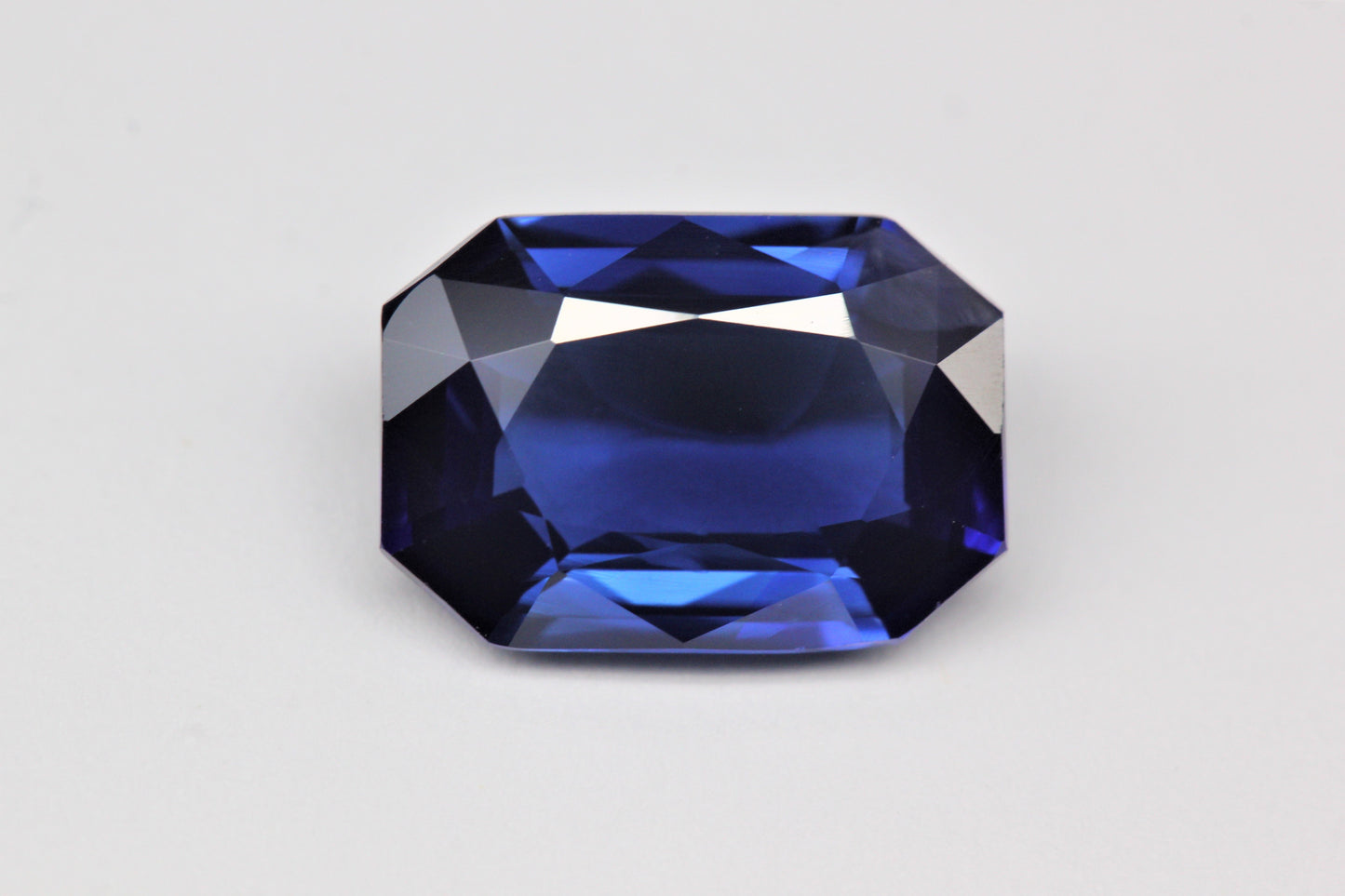 [SOLD] 9.7x6.8mm Radiant Cut Sapphire (SAME9768)