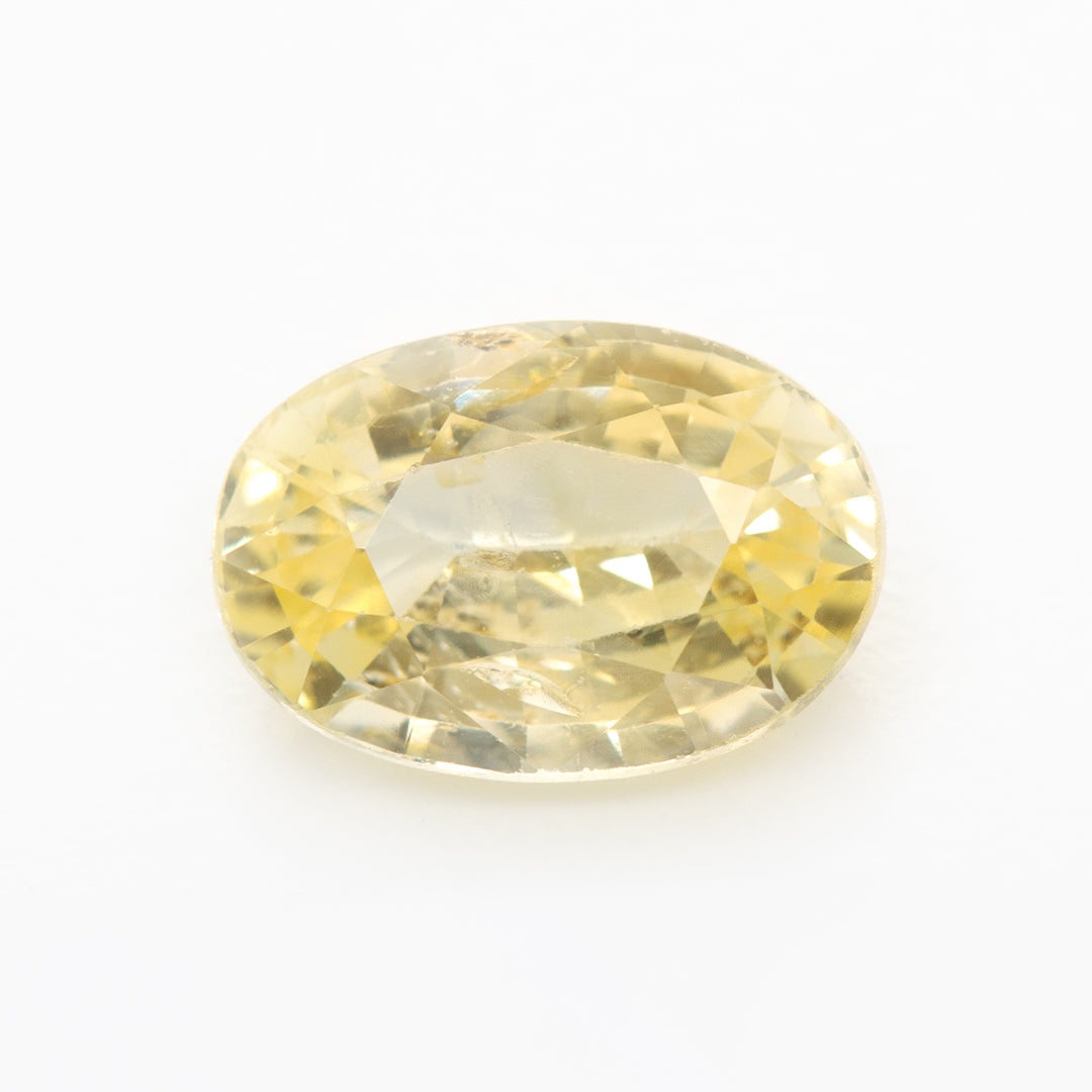 8x6mm Oval Yellow No Heat Sapphire Certificated 1.53ct (SAYV86T)