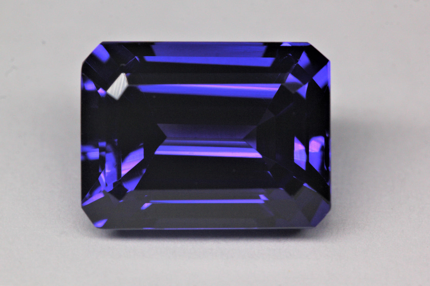 [SOLD] 12x9mm Octagonal Tanzanite (TAE129T)